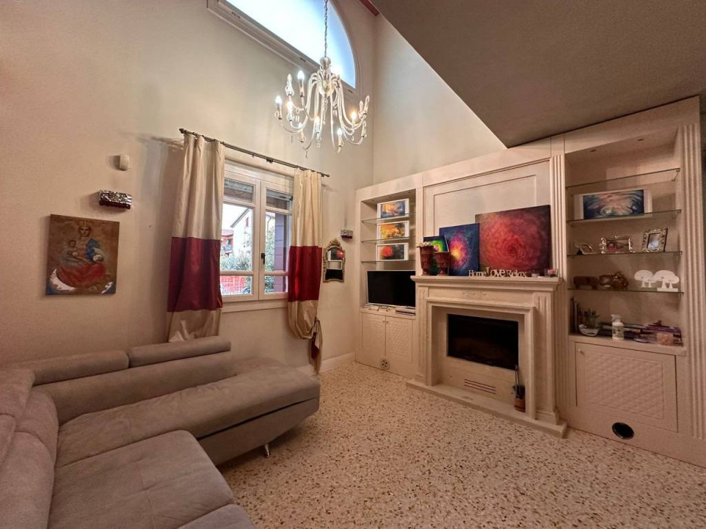 casa indipendente in vendita a Salzano