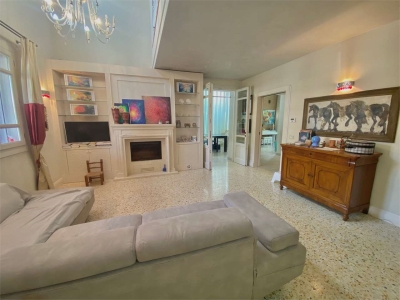 casa indipendente in vendita a Salzano