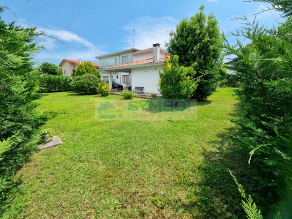 casa indipendente in vendita a Salzano