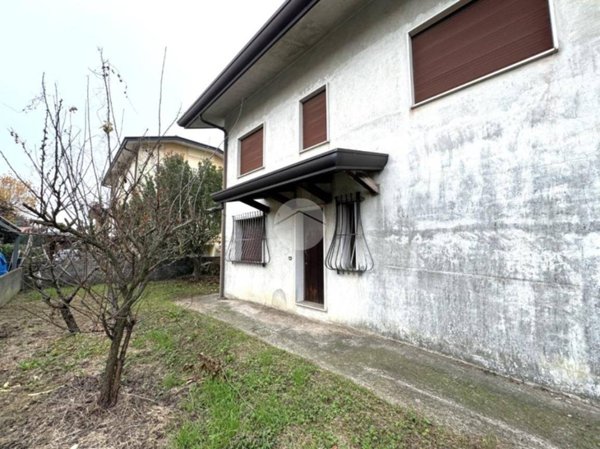 casa indipendente in vendita a Salzano