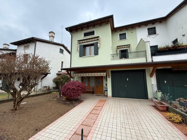 casa indipendente in vendita a Salzano