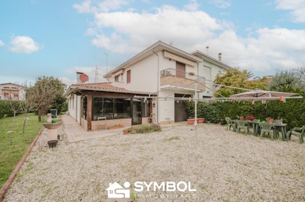 casa indipendente in vendita a Salzano