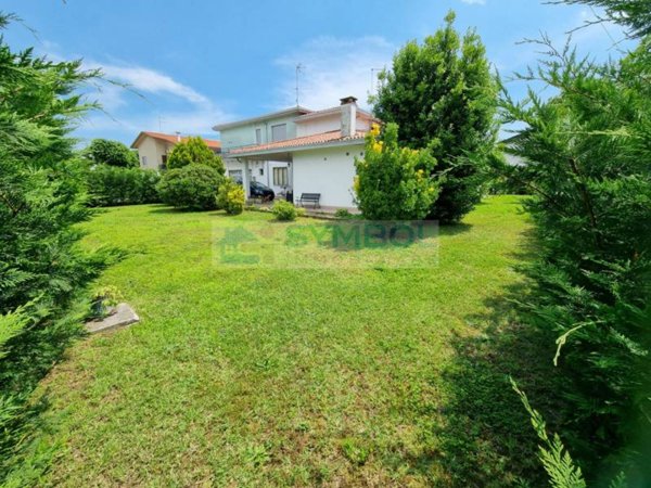 casa indipendente in vendita a Salzano