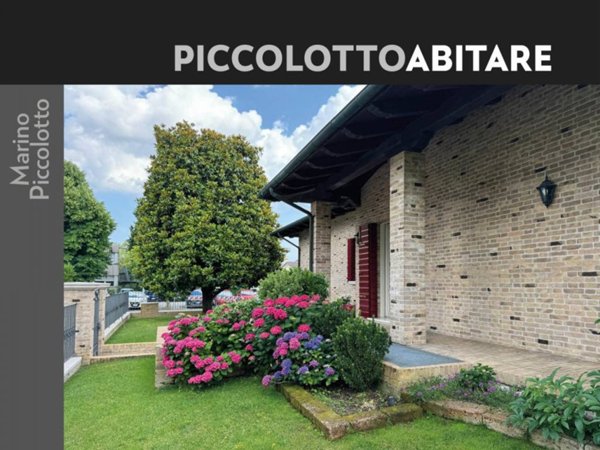 casa indipendente in vendita a Salzano