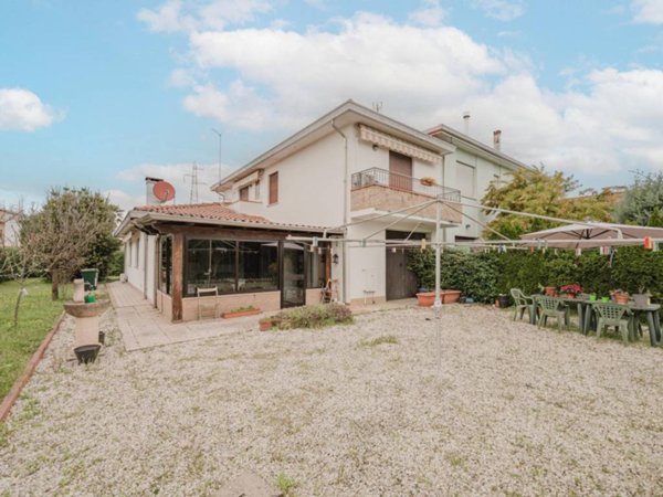 casa indipendente in vendita a Salzano