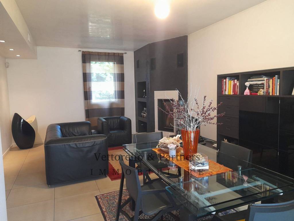 casa indipendente in vendita a Salzano