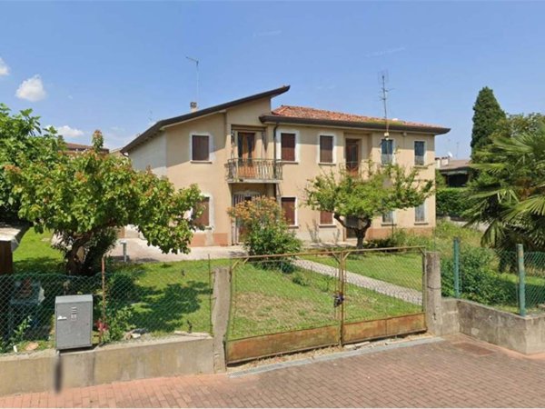 casa indipendente in vendita a Salzano