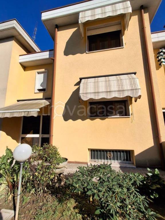 casa indipendente in vendita a Salzano in zona Robegano