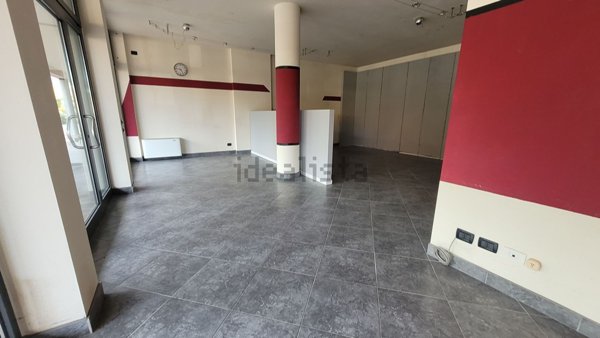 negozio in vendita a Salzano