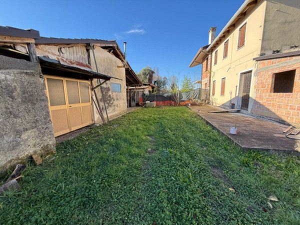 casa indipendente in vendita a Salzano