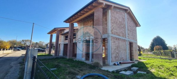 casa indipendente in vendita a Salzano