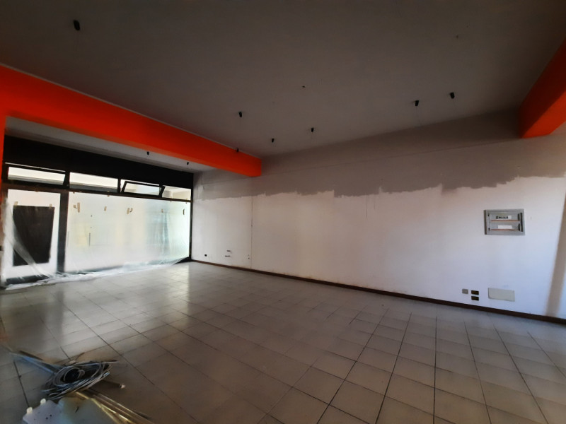 negozio in vendita a Salzano in zona Robegano