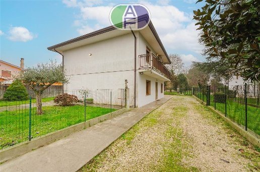 casa indipendente in vendita a Salzano in zona Robegano