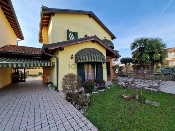 casa indipendente in vendita a Salzano