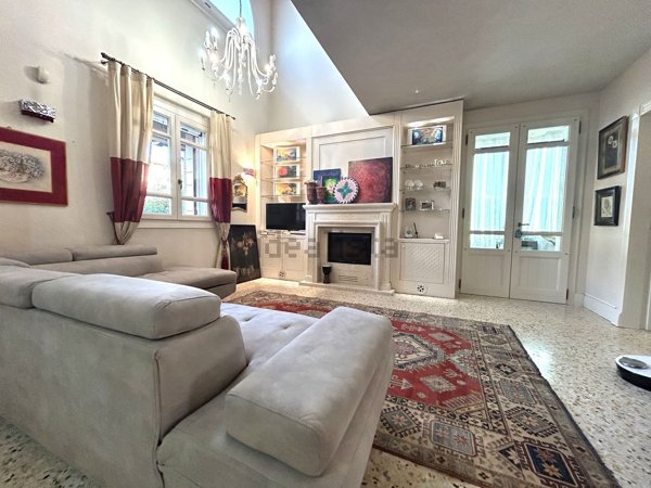 esavano in vendita a Salzano