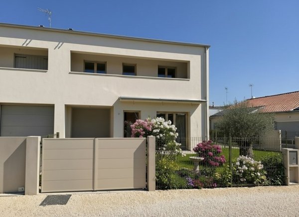casa indipendente in vendita a Salzano