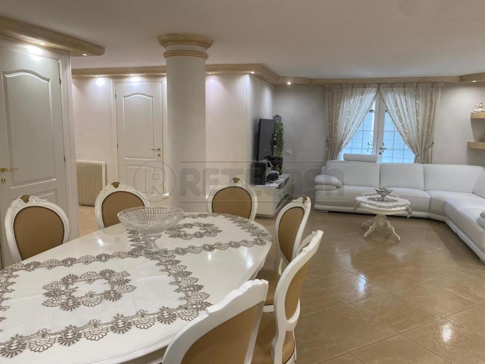 casa indipendente in vendita a Salzano