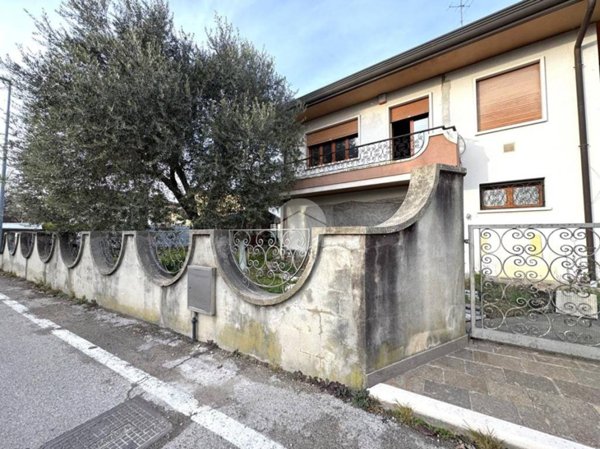 casa indipendente in vendita a Salzano