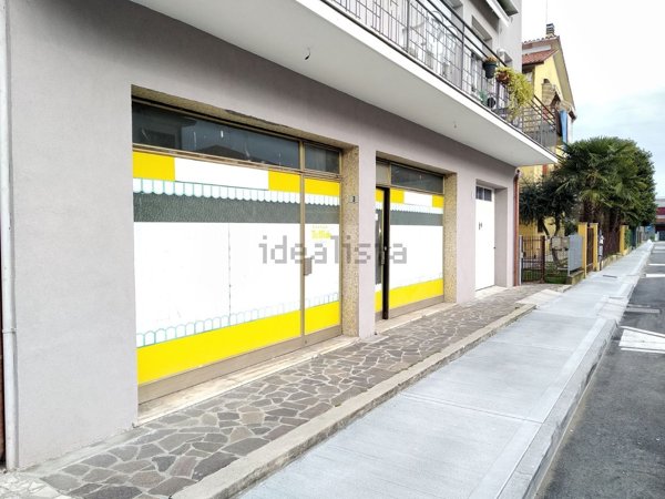 trivano in vendita a Salzano