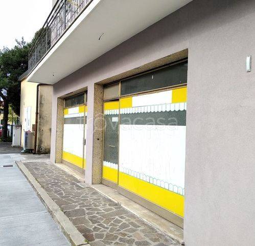 negozio in vendita a Salzano