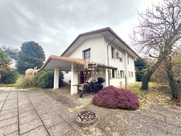 casa indipendente in vendita a Salzano