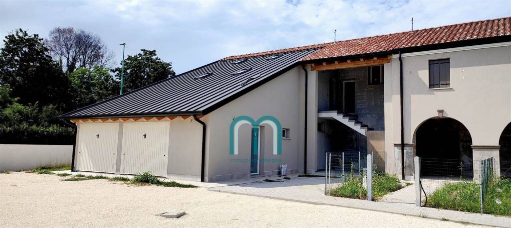 appartamento in vendita a Salzano in zona Robegano