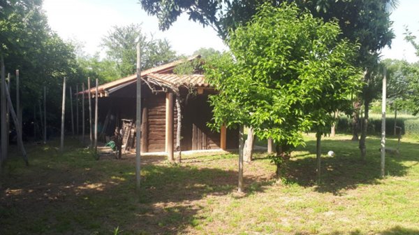 locale di sgombero in vendita a Salzano