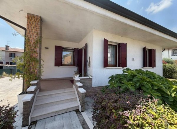 casa indipendente in vendita a Salzano