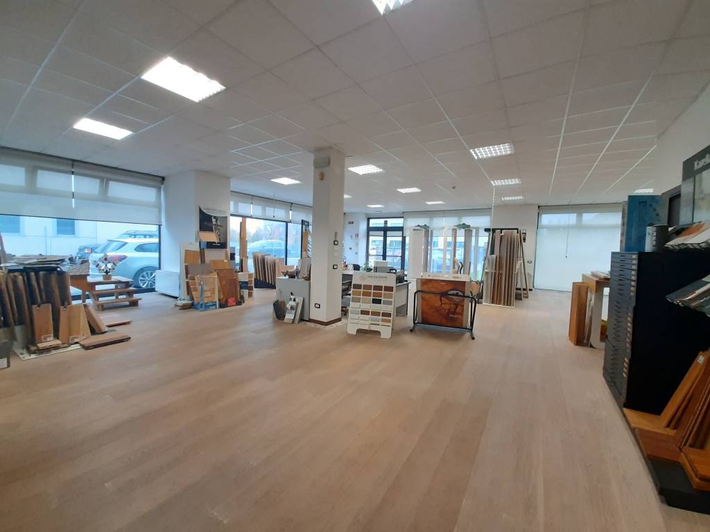 locale commerciale in vendita a San Donà di Piave