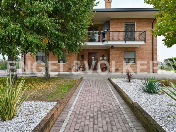 casa indipendente in vendita a San Donà di Piave in zona Chiesanuova