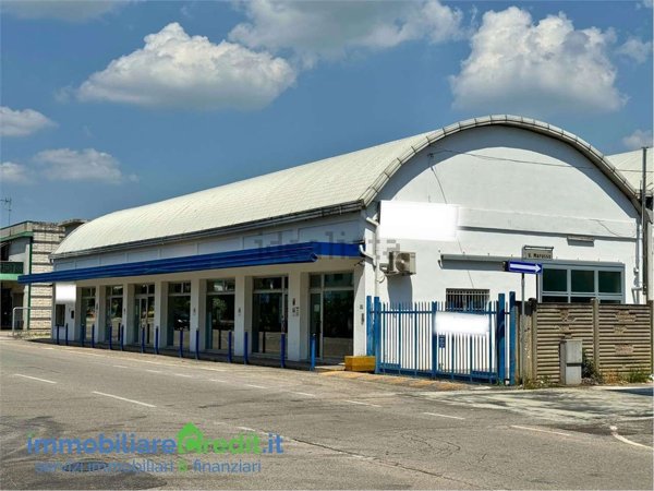 locale di sgombero in vendita a San Donà di Piave
