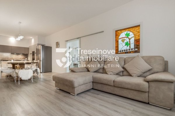 casa indipendente in vendita a San Donà di Piave in zona Passarella