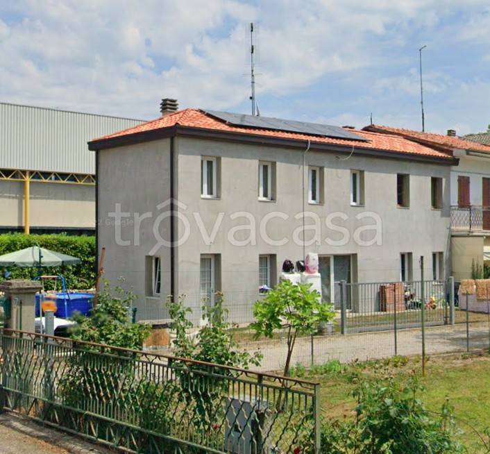 casa indipendente in vendita a San Donà di Piave in zona Passarella