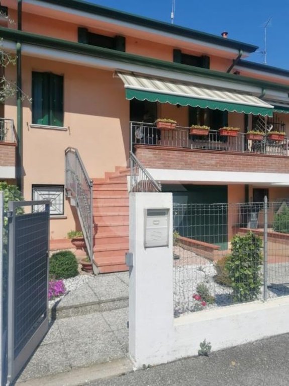 casa indipendente in vendita a San Donà di Piave in zona Fiorentina
