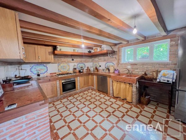 casa indipendente in vendita a San Donà di Piave in zona Passarella