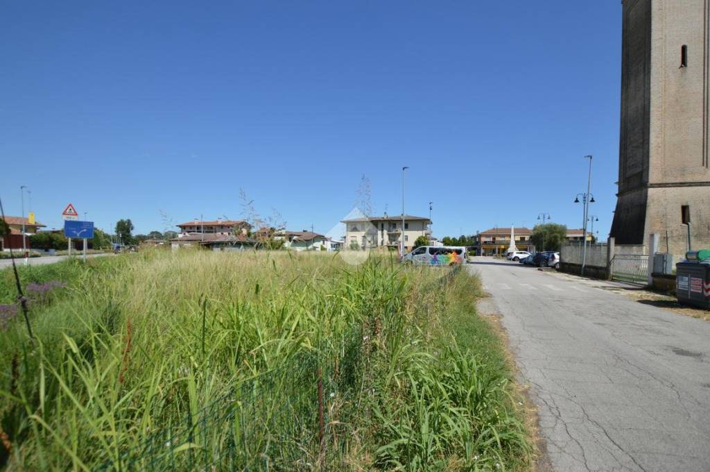 terreno edificabile in vendita a San Donà di Piave in zona Passarella