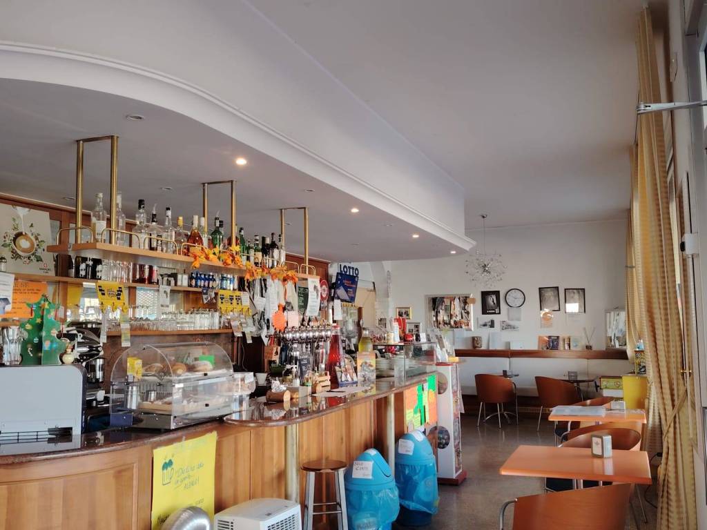 negozio in vendita a San Donà di Piave in zona Passarella