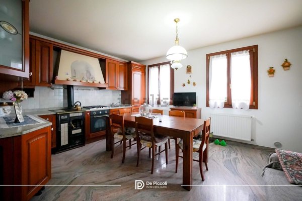 casa indipendente in vendita a San Donà di Piave in zona Passarella