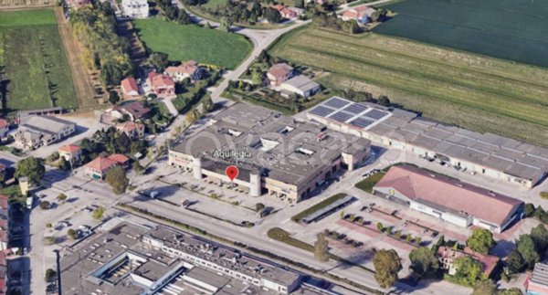 negozio in vendita a San Donà di Piave in zona Mussetta di Sotto