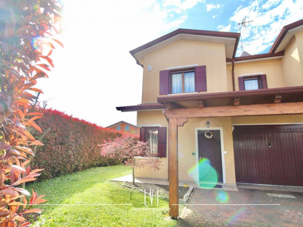 casa indipendente in vendita a San Donà di Piave in zona Ereditari
