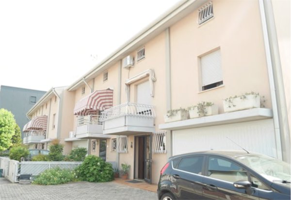 casa indipendente in vendita a San Donà di Piave