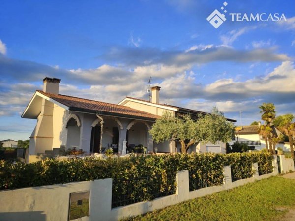 casa indipendente in vendita a San Donà di Piave in zona Palazzetto