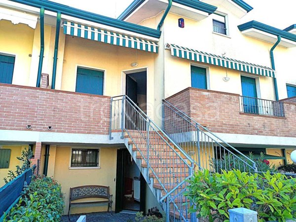 casa indipendente in vendita a San Donà di Piave in zona Isiata