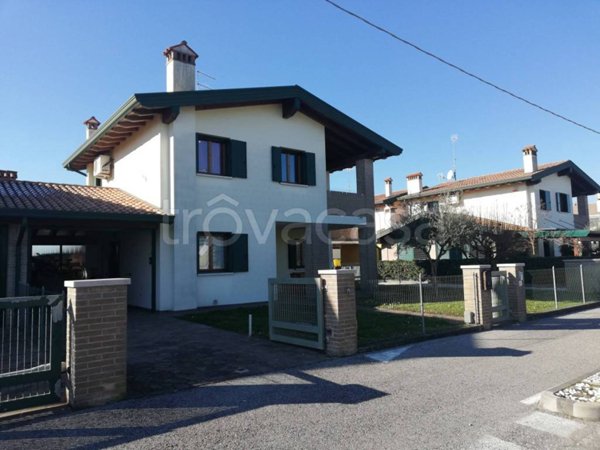 casa indipendente in vendita a San Michele al Tagliamento in zona Cesarolo