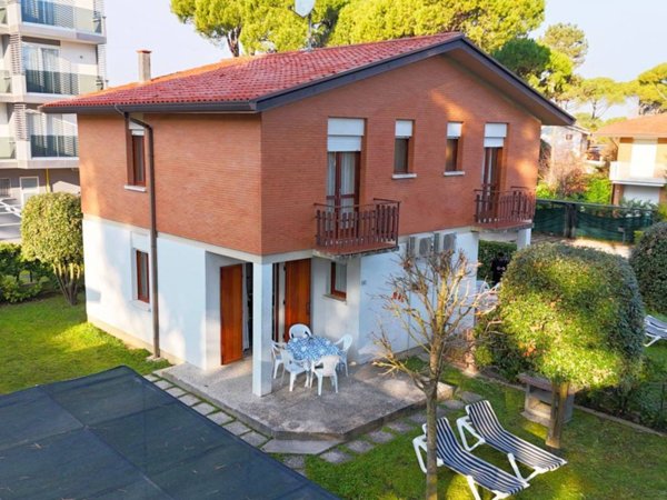 casa indipendente in vendita a San Michele al Tagliamento in zona Bibione