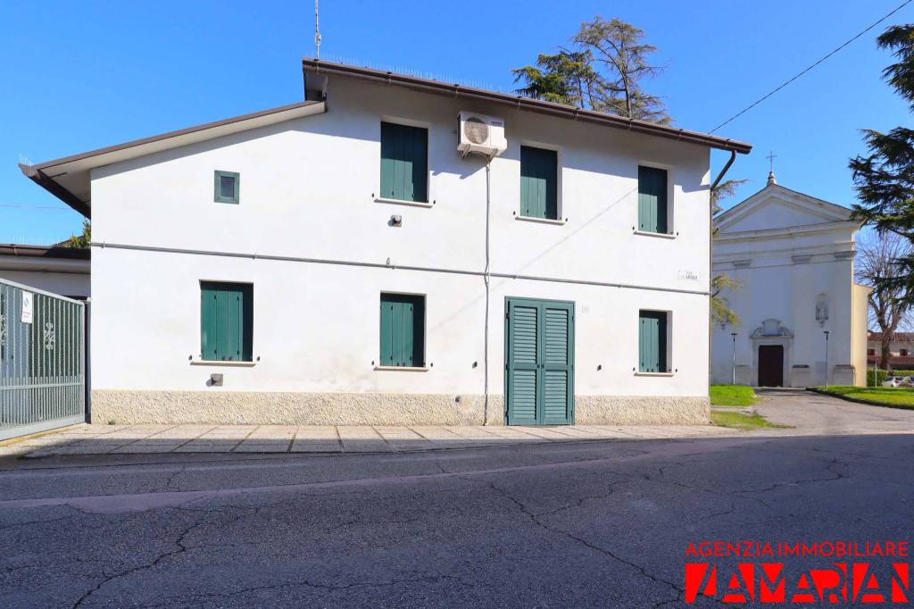 casa indipendente a San Michele al Tagliamento in zona San Giorgio al Tagliamento