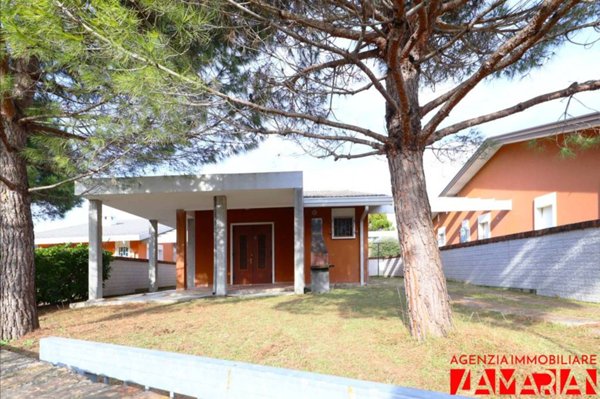casa indipendente in vendita a San Michele al Tagliamento in zona Bibione
