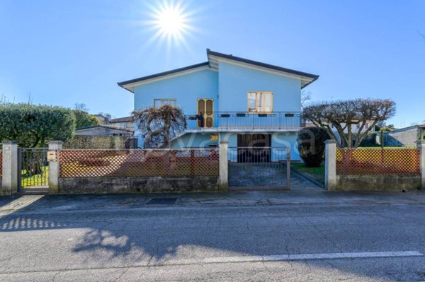 casa indipendente in vendita a San Michele al Tagliamento in zona Cesarolo