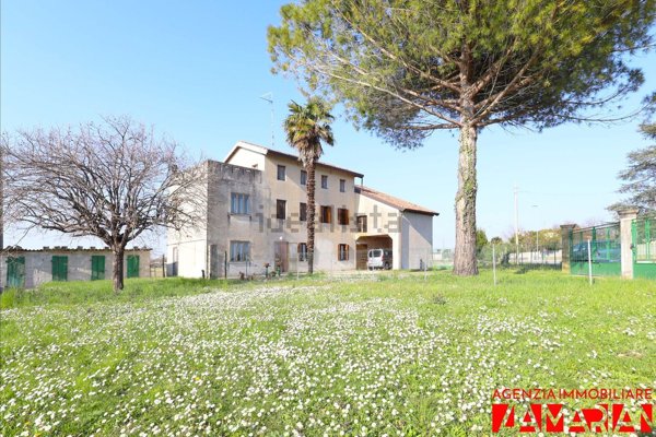 casa indipendente in vendita a San Michele al Tagliamento in zona Pozzi
