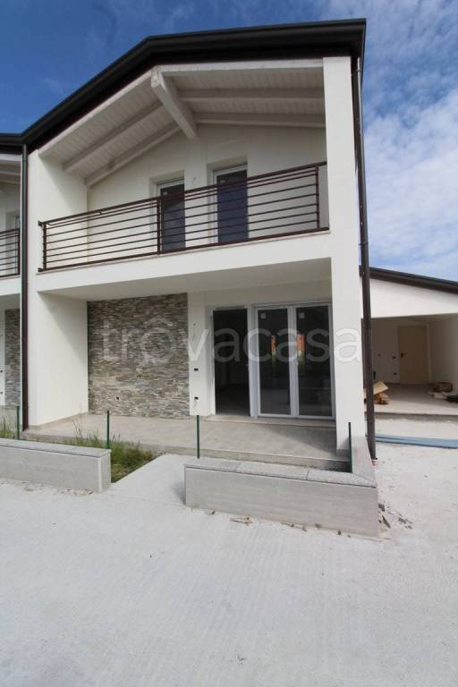 casa indipendente in vendita a San Michele al Tagliamento in zona Cesarolo